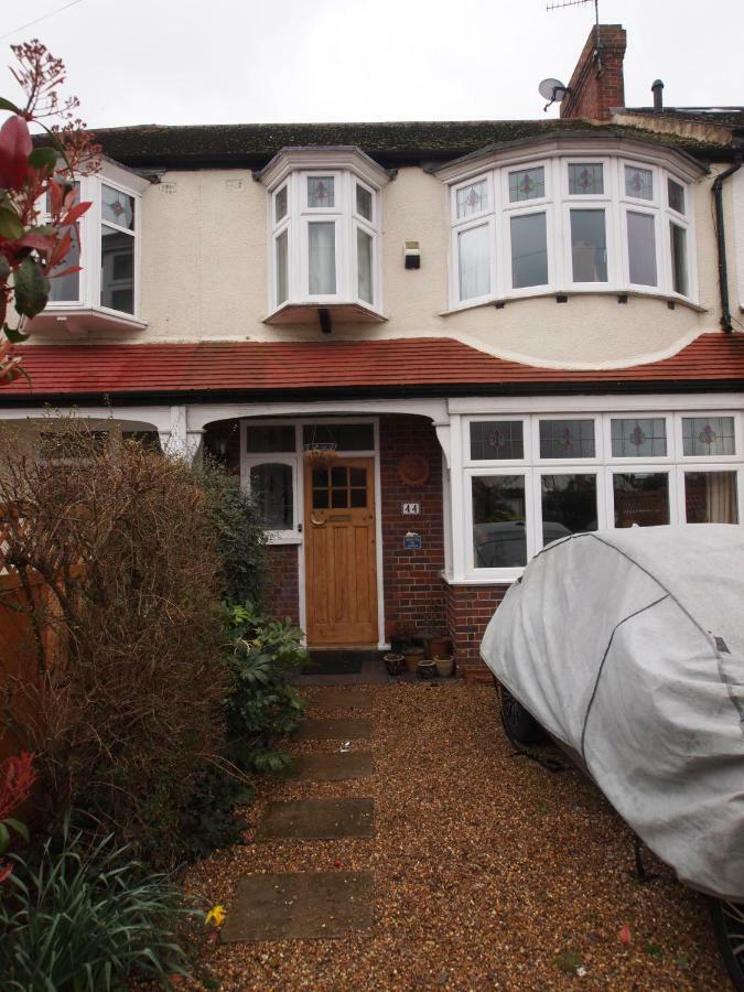 Friendly Home In South London Morden Ngoại thất bức ảnh